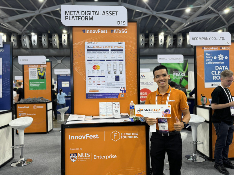Đại diện sartup của Việt Nam là AirCity, Foodmap và Meta đến với sự kiện DAPInnovFest x Asia 2024. (Ảnh: Vietnam+)