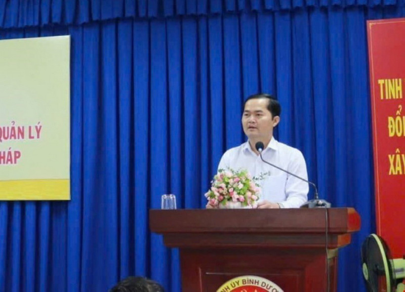 Tiến sỹ Hoàng Văn Tú, Trưởng Bộ môn Chính trị học, Khoa Lý luận Cơ sở, Học viện Cán bộ Thành phố Hồ Chí Minh quan tâm về những giải pháp thưc hiện trong bài viết của Tổng Bí thư Tô Lâm. (Ảnh: TTXVN phát)