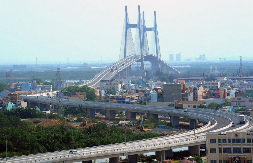 Một góc Thành phố Hồ Chí Minh (cầu Phú Mỹ bắc từ quận 7 sang quận 2). (Ảnh: Kim Phương/TTXVN)