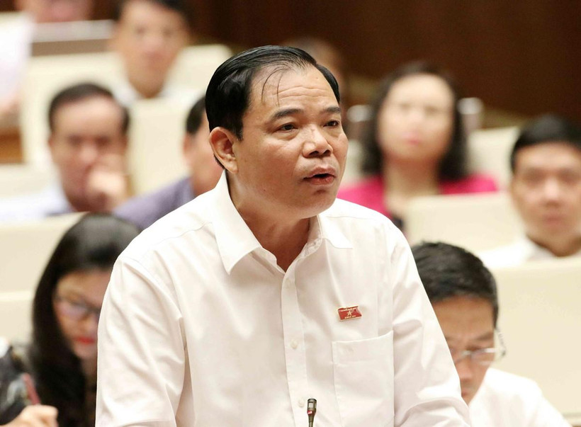 Bộ trưởng Bộ Nông nghiệp và Phát triển Nông thôn Nguyễn Xuân Cường, đại biểu Quốc hội tỉnh Bắc Kạn phát biểu. (Ảnh: Văn Điệp/ TTXVN)