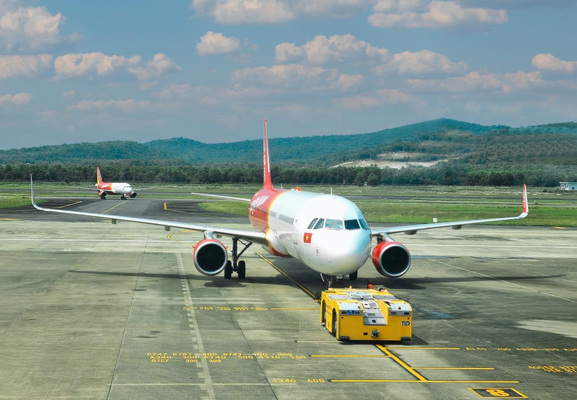 Hãng hàng không Vietjet sẽ thí điểm đón đoàn khách ‘hộ chiếu vaccine’ đầu tiên đến Phú Quốc. (Ảnh: CTV/Vietnam+)