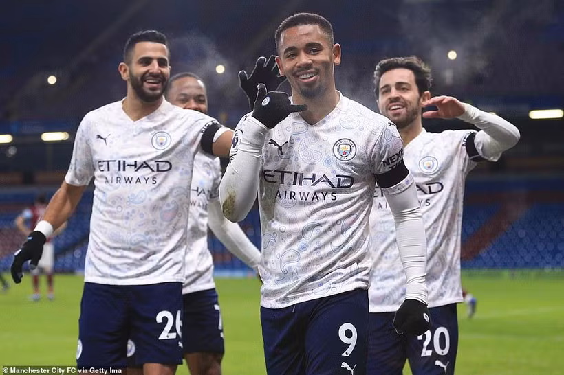 Man City nối dài mạch trận thăng hoa. (Nguồn: Getty)