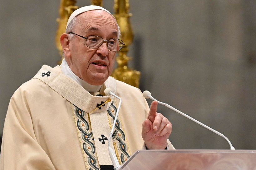 Giáo hoàng Francis trong lễ cầu nguyện ở Quảng trường St. Peter, Vatican ngày 17/10/2021. (Ảnh: AFP/TTXVN)