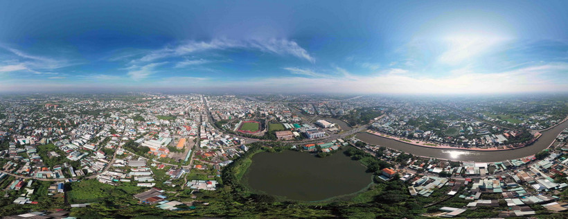 Toàn cảnh thành phố Tân An, tỉnh Long An từ trên cao. (Ảnh: Vũ Sinh/TTXVN)