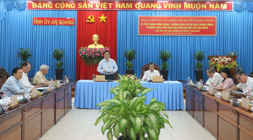 Quang cảnh buổi làm việc. (Ảnh: Công Mạo/TTXVN)