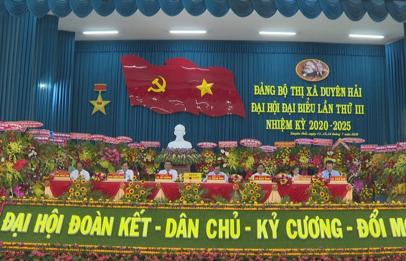 Đoàn Chủ tịch tại Đại hội. (Ảnh: Thanh Hòa/TTXVN)