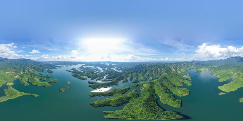 Hồ Tà Đùng, xã Đắk Som, huyện Đắk G’Long, tỉnh Đắk Nông. (Ảnh minh họa: TTXVN phát)
