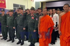 Đồng bào Khmer Vĩnh Long phấn khởi đi bầu cử