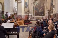 Âm nhạc Việt tỏa sáng tại Festival Hợp ca quốc tế Paris