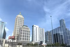 Một khu nhà cao tầng tại thành phố Atlanta. (Ảnh: Ngọc Quang/TTXVN)