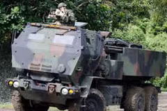 Hệ thống pháo phản lực cơ động cao HIMARS tại cuộc diễn tập quân sự thường niên ở Đài Trung, Đài Loan. (Ảnh: REUTERS)