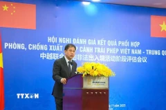 Lãnh đạo Cục xuất nhập cảnh Việt Nam phát biểu tại hội nghị. (Ảnh: Linh Sơn/TTXVN)