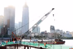 Cầu đi bộ qua sông Sài Gòn được kỳ vọng sẽ trở thành điểm nhấn kiến trúc-văn hóa mới của Thành phố Hồ Chí Minh. (Ảnh: Tiến Lực/TTXVN)
