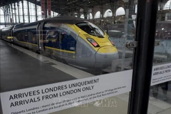 Tàu cao tốc đỗ tại nhà ga Gare du Nord ở Paris, Pháp. (Ảnh tư liệu: AFP/TTXVN)