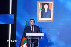 Ông Mohamed Arkab, Bộ trưởng Dầu khí Algeria phát biểu tại buổi lễ. (Ảnh: Mạnh Hùng/TTXVN)
