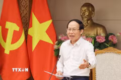 Phó Thủ tướng Lê Tiến Châu chủ trì họp về Đề án phát triển các cơ sở giáo dục đại học trên địa bàn Thủ đô. (Ảnh: Lâm Khánh/TTXVN)