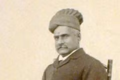 Danh họa Ấn Độ thế kỷ XIX Raja Ravi Varma.