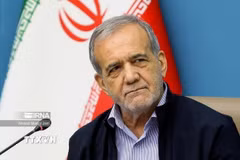 Tổng thống Iran Masoud Pezeshkian. (Ảnh: IRNA/TTXVN phát)