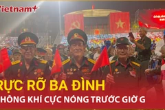 Quảng trường Ba Đình rực sáng và nghiêm trang trước giờ bắt đầu sự kiện A80