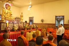 Buổi lễ thể hiện tinh thần hiếu đạo, ân nghĩa, là lòng biết ơn sâu sắc đối với tổ tiên, với tiền nhân đã dày công xây dựng và gìn giữ non sông. (Ảnh: Đỗ Sinh/TTXVN)