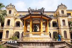 Cung An Định được bảo tồn, thu hút khách đến tham quan và góp phần làm giàu di sản Huế. (Ảnh: Nguyên Lý/TTXVN)