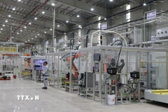 Dây chuyền sản xuất động cơ của Công ty Kim Long Motor Huế. (Ảnh: Nguyên Lý/TTXVN)