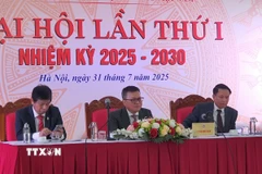 Đoàn Chủ tịch tại Đại hội. (Ảnh: Nguyễn Trọng Lịch/ TTXVN)