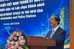 Phó Giáo sư, Tiến sỹ Nguyễn Kim Sơn, Ủy viên Trung ương Đảng, Phó Trưởng ban Chính sách, chiến lược Trung ương phát biểu khai mạc hội thảo. (Ảnh: Thanh Hương/TTXVN)