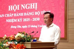 Bí thư Tỉnh ủy Hưng Yên Nguyễn Hữu Nghĩa phát biểu tại Hội nghị. (Ảnh: Đinh Văn Nhiều/TTXVN)