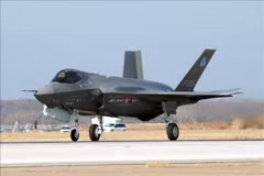 Máy bay F-35 của Mỹ tại căn cứ ở Fort Worth, bang Texas. (Ảnh: AFP/TTXVN)