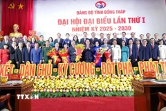 Ban Chấp hành Đảng bộ tỉnh Đồng Tháp nhiệm kỳ 2025-2030. (Ảnh: Hữu Chí/TTXVN)