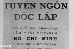 Tuyên ngôn độc lập - bản “khai sinh” nhà nước dân chủ nhân dân đầu tiên ở Đông Nam Á - đã đưa tên đất nước Việt Nam trở lại bản đồ chính trị thế giới được Chủ tịch Hồ Chí Minh khởi thảo tại ngôi nhà của nhà tư sản dân tộc Trịnh Văn Bô (48 Hàng Ngang, Hà Nội) vào đêm 28/8/1945. (Ảnh: Tư liệu TTXVN)