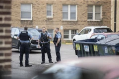 Cảnh sát được triển khai tại hiện trường một vụ nổ súng ở Mỹ. (Ảnh: AA/TTXVN)