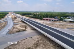 Đường Vành đai 3-Thành phố Hồ Chí Minh đoạn qua thành phố Đồng Nai đã cơ bản hoàn thành. (Ảnh: Công Phong/TTXVN)