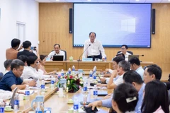 Lãnh đạo Sở Y tế họp với các bệnh viện trên địa bàn TP Hồ Chí Minh về giải pháp ngăn chặn " cò" khám bệnh, chữa bệnh. 
