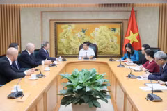 Phó Thủ tướng Nguyễn Chí Dũng đề nghị hai bên đẩy mạnh trao đổi đoàn các cấp, đặc biệt là cấp cao; thúc đẩy sớm nâng tầm quan hệ hai nước lên Đối tác Chiến lược toàn diện. (Ảnh: VGP)