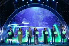 Nghi thức kích hoạt Get on Hanoi 2026 và công bố chùm 80 sản phẩm du lịch Hà Nội tiêu biểu năm 2026. (Ảnh: Khánh Hòa /TTXVN)