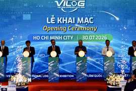 Đại biểu thực hiện nghi thức khai mạc VILOG 2026. (Ảnh: Xuân Anh/TTXVN)