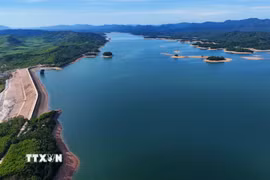 Công trình hồ Kẻ Gỗ được quan tâm đầu tư, tiếp tục phát huy vai trò là công trình thủy lợi trọng điểm của Hà Tĩnh. (Ảnh: Hữu Quyết/TTXVN)