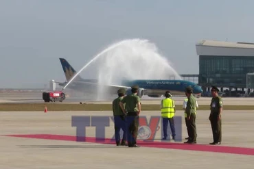 Ba chuyến bay chính thức đáp xuống Sân bay Long Thành