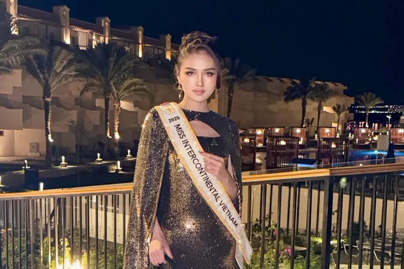 Đại diện nhan sắc Việt Nam, Á hậu Thu Ngân tại Ai Cập. (Ảnh: NVCC)