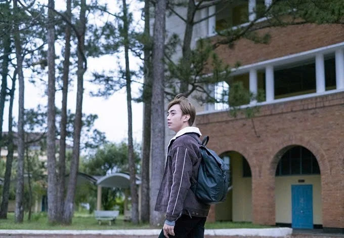 “Đi để trở về” của Soobin Hoàng Sơn đã đưa Đà Lạt nên thơ vào khung hình. 