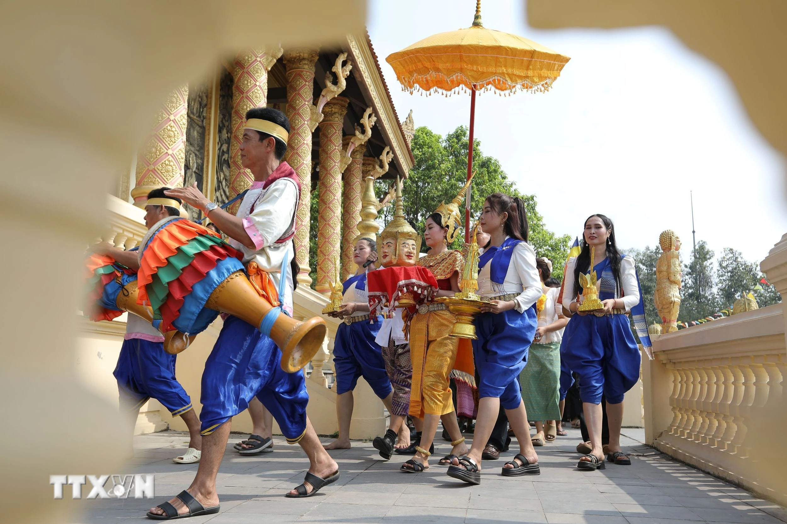Tết Chôl Chnăm Thmây: Lễ Hội Lớn Nhất Của Đồng Bào Khmer Với Nét Văn Hóa Đặc Sắc