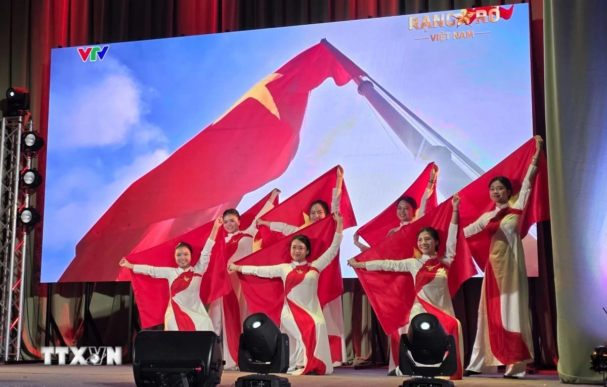 Sinh viên Việt Nam tỏa sáng tại Lễ hội Sinh viên Quốc tế ở Nga