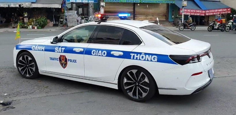 Quảng Trị: Cảnh sát GT kịp thời đưa người bị rắn cắn đi cấp cứu trong đêm