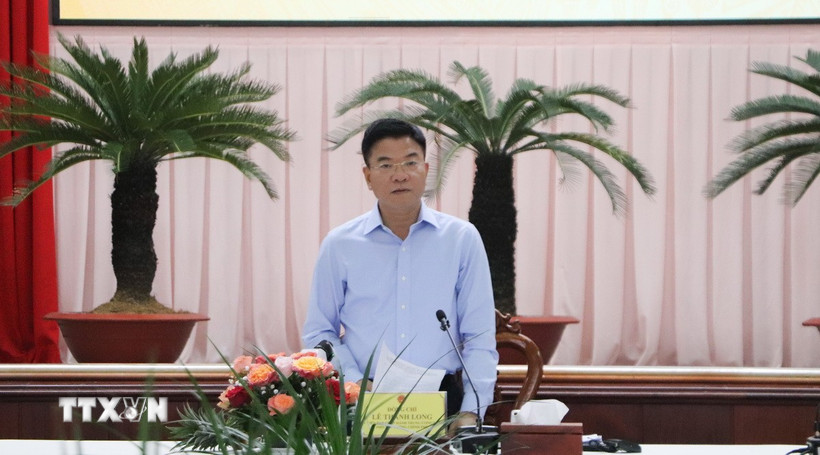 Phó Thủ tướng Lê Thành Long phát biểu tại buổi làm việc. (Ảnh: Hồng Thái/TTXVN)