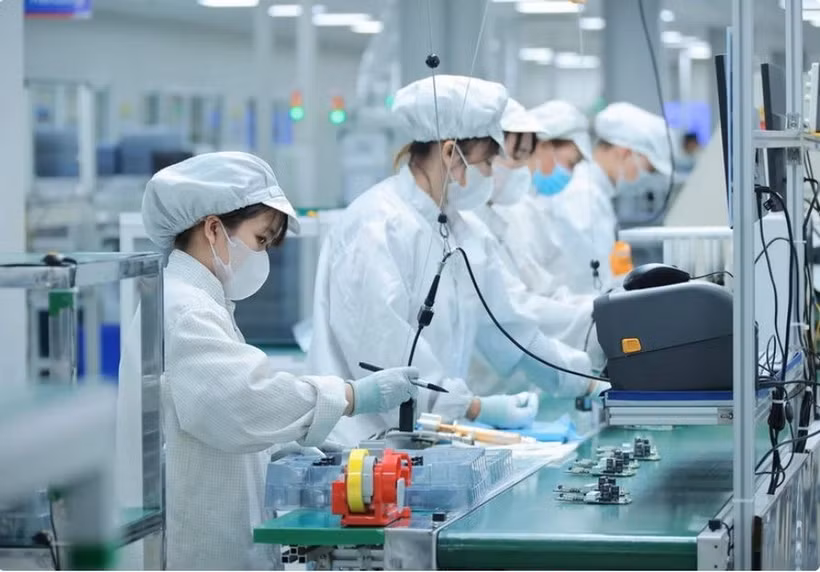 Việt Nam đã và đang triển khai chiến lược đào tạo nhân lực chất lượng cao ngành công nghiệp bán dẫn. (Ảnh minh họa. Hoàng Hiếu/TTXVN)