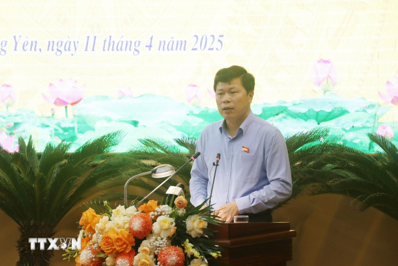 Phó Bí thư Thường trực Tỉnh ủy, Chủ tịch Hội đồng Nhân dân tỉnh Trần Quốc Toản phát biểu tại Kỳ họp. (Ảnh: Mạnh Khánh/TTXVN)