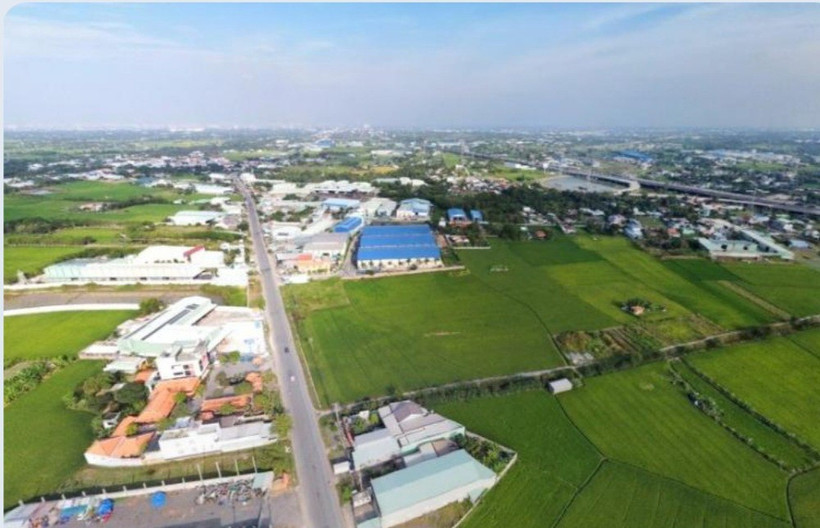 Đường tỉnh 830C đi qua xã Tân Bửu, Thanh Phú, Mỹ Yên và thị trấn Bến Lức, huyện Bến Lức. (Nguồn: báo Long An)