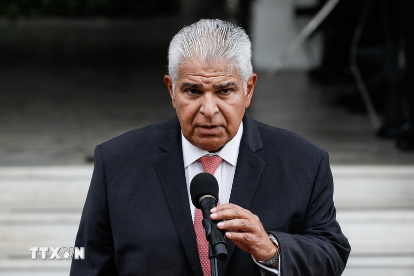 Tổng thống Panama Jose Raul Mulino phát biểu với báo giới tại Panama City. (Ảnh: THX/TTXVN)